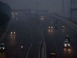 Air Quality Remains 'Severe' As Cold Wave Grips Delhi Air Quality Remains 'Severe' As Cold Wave Grips Delhi