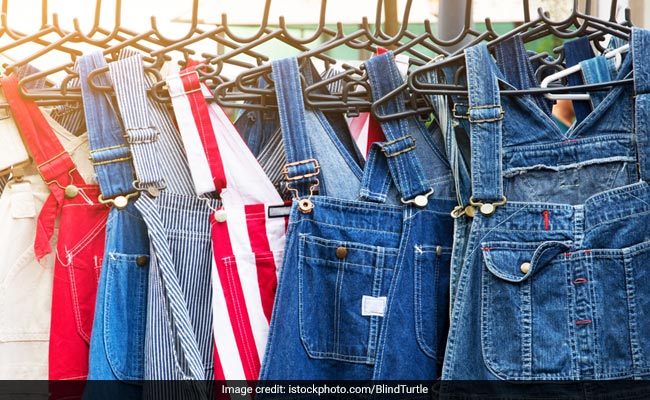 Put Together A Denim Dungaree Outfit With These 4 Picks