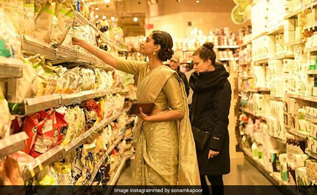 Just Sonam Kapoor Shopping For A Snack Wearing A Stunning <I>Saree</I>. See Throwback Pic