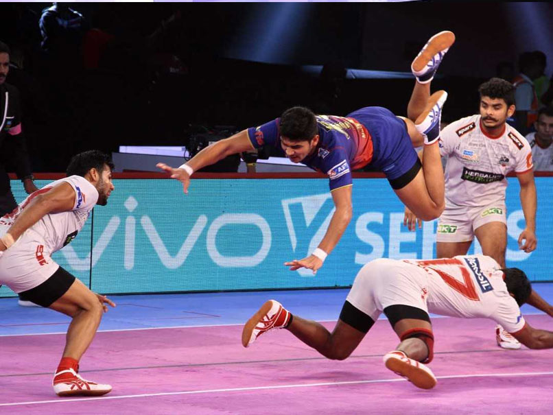 Pro Kabaddi League: Haryana Steelers Defeat Dabang Delhi, Patna Pirates Edge Past Bengaluru Bulls