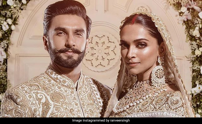 Deepika Ranveer Mumbai Wedding Recption: राजशाही अंदाज में दिखी रणवीर-दीपिका की जोड़ी, देखें Pics