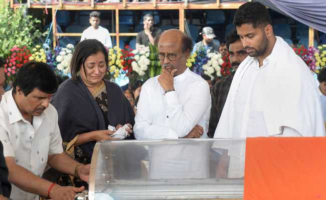 Friends, Fans Pay Tribute To Actor-Politician Ambareesh