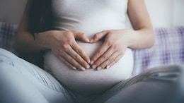 Miscarriage Isn't Always About Woman's Health, Expert Explains How Sperm Damage May Affect Embryos