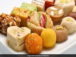 Diwali 2018: Simple And Quick Shortcuts To Cut Sugar During Festive Season Diwali 2018: Simple And Quick Shortcuts To Cut Sugar During Festive Season