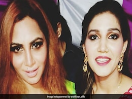 सपना चौधरी और अर्शी खान उतरीं कुश्ती के मैदान में, स्टेज पर यूं मचाया तहलका; देखें Video सपना चौधरी और अर्शी खान उतरीं कुश्ती के मैदान में, स्टेज पर यूं मचाया तहलका; देखें Video