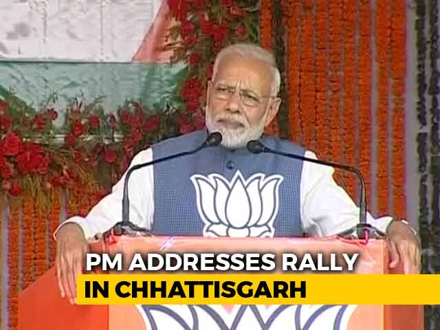 'Did Your <i>Nana-Nani</i> Lay Water Pipes?': PM Modi Jabs Rahul Gandhi