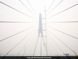 Site For Dangerous Selfies: Foreign Media On Delhi's Signature Bridge Site For Dangerous Selfies: Foreign Media On Delhi's Signature Bridge