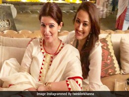 'Diwali Double <i>Dhamaka</i>': When Twinkle Khanna And BFF Gayatri Oberoi Ended Up In Identical Outfits 'Diwali Double <i>Dhamaka</i>': When Twinkle Khanna And BFF Gayatri Oberoi Ended Up In Identical Outfits