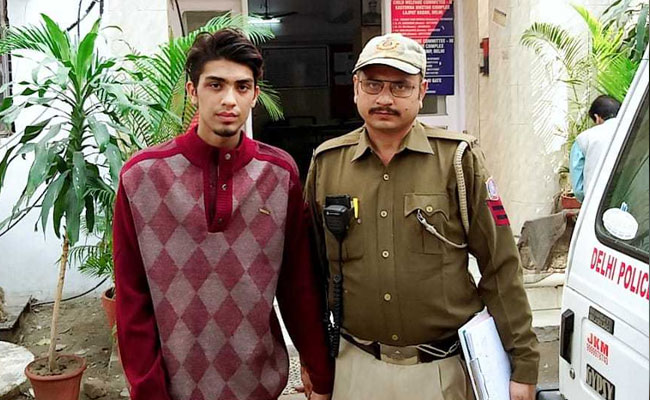 दिल्लीः तीन गर्लफ्रेंड का खर्च उठाने के लिए डांसर बना झपटमार, 1 साल में 4 बार गिरफ्तार