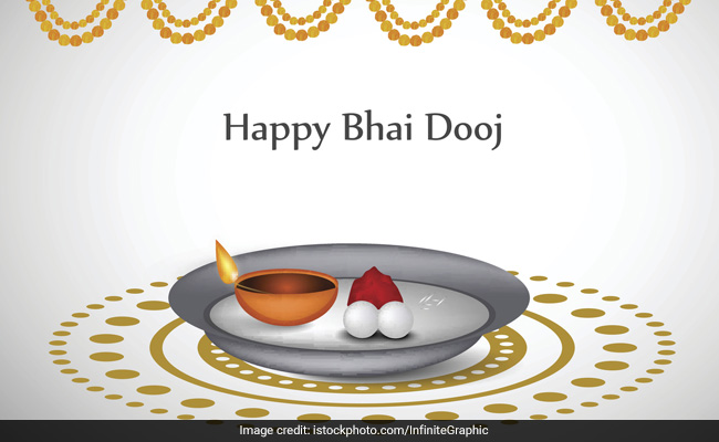 Bhai Dooj 2018: Heart-Warming Messages That Celebrate Sibling Love