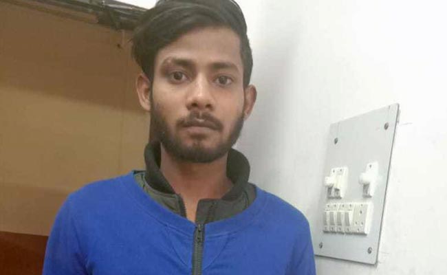 दिल्‍ली : कई गाड़ियों को आग के हवाले करने वाले सिरफिरे को पुलिस ने धर दबोचा