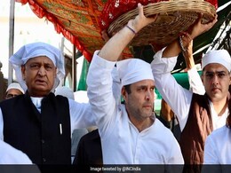 Rahul Gandhi, Sachin Pilot Offer Prayers At Rajasthan's Ajmer Dargah Rahul Gandhi, Sachin Pilot Offer Prayers At Rajasthan's Ajmer Dargah