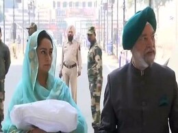 करतारपुर कॉरिडोर की आधारशिला रखेंगे इमरान, भारत ने भेजे दो मंत्री, सिद्धू पहले से मौजूद, 10 बातें करतारपुर कॉरिडोर की आधारशिला रखेंगे इमरान, भारत ने भेजे दो मंत्री, सिद्धू पहले से मौजूद, 10 बातें
