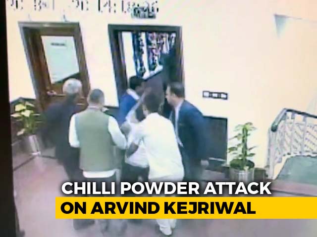Chilli Powder Thrown At Arvind Kejriwal, AAP Blames Police Lapses
