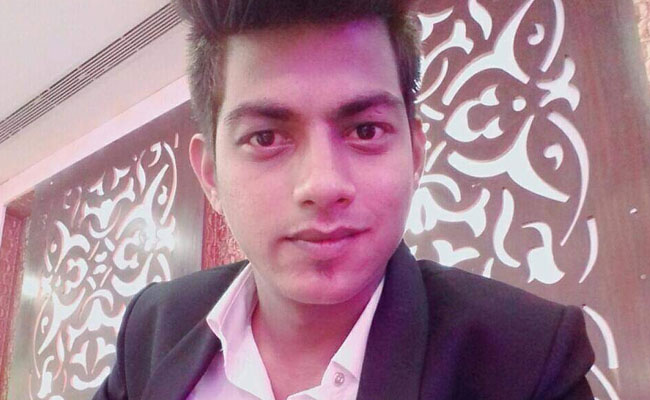 दिल्ली: एक दिन पहले हुआ था झगड़ा, फिर घर से बाहर बुलाकर थाने से महज 100 मीटर दूर सरेआम चाकू से गोदकर की हत्या