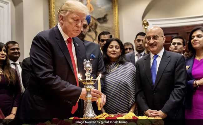 "Er... No Hindus?" Twitter Calls Out Donald Trump On Diwali Post