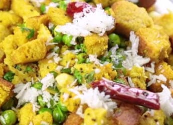 Bread Upma, Bread Poha And More: 5 Desi Bread-Based Breakfast Recipes Bread Upma, Bread Poha And More: 5 Desi Bread-Based Breakfast Recipes