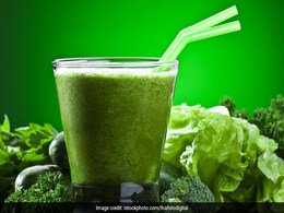 Gourd Juice Benefits: सुबह खाली पेट लौंकी का जूस पीने के शानदार फायदे, जानें किन लोगों के लिए करता है बेहतरीन काम Gourd Juice Benefits: सुबह खाली पेट लौंकी का जूस पीने के शानदार फायदे, जानें किन लोगों के लिए करता है बेहतरीन काम
