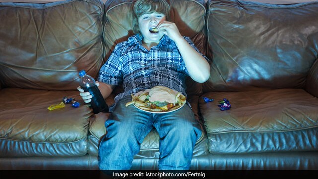 Parents should inculcate healthy eating habits among children.