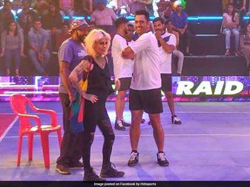 MS Dhoni Enthralls Fans By Trying His Hand At Kabaddi