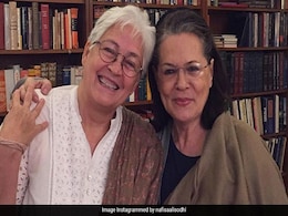 सोनाली बेंद्रे के बाद एक और एक्ट्रेस कैंसर की चपेट में, तीसरे स्टेज के जूझ रहीं नफीसा अली से मिलने पहुंचीं सोनिया गांधी सोनाली बेंद्रे के बाद एक और एक्ट्रेस कैंसर की चपेट में, तीसरे स्टेज के जूझ रहीं नफीसा अली से मिलने पहुंचीं सोनिया गांधी