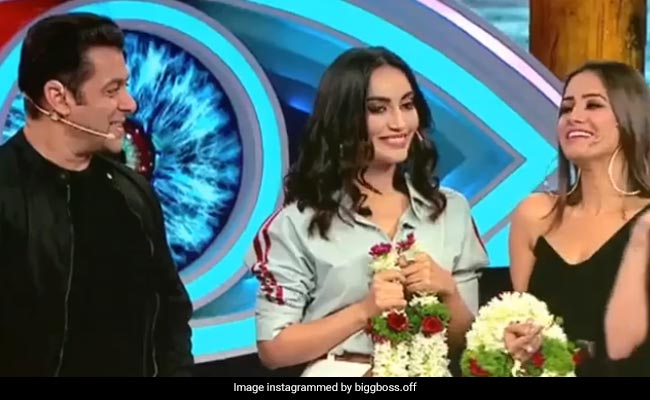 सलमान खान के स्वयंवर में आईं दो 'नागिनें', इनके जहर और कहर से कैसे बचेंगे सुपरस्टार?