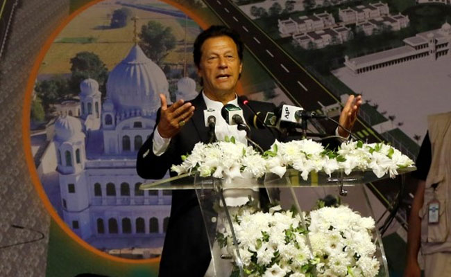 "Small Men" Tweet Not Directed At PM Modi, Imran Khan Clarifies