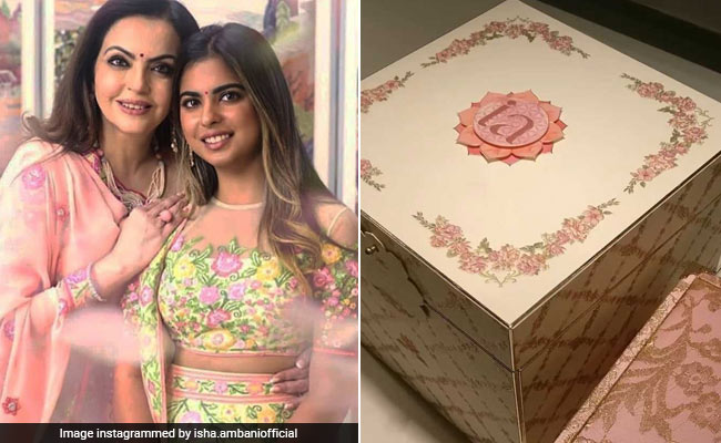 Isha Ambani Wedding Card: मुकेश अंबानी की बेटी की शादी का कार्ड वायरल, आनंद पीरामल से दिसंबर में ब्याह रचाएंगी ईशा अंबानी