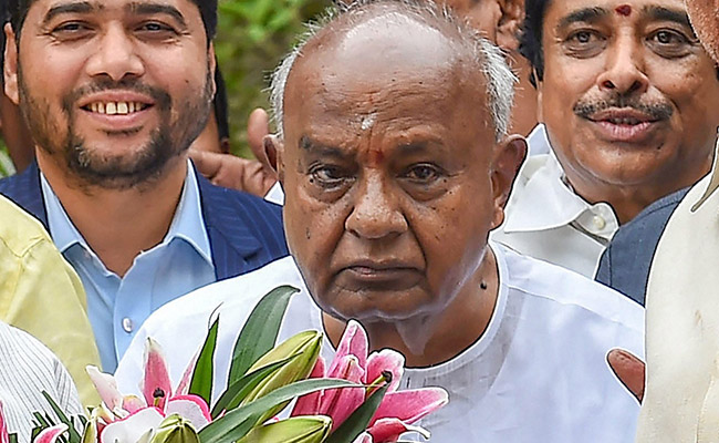 'Abusive Relationship, Had To Divorce': HD Deve Gowda On M Kharge Remark