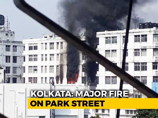 Fire Breaks Out At Building Housing Offices In Kolkata's Park Street Fire Breaks Out At Building Housing Offices In Kolkata's Park Street