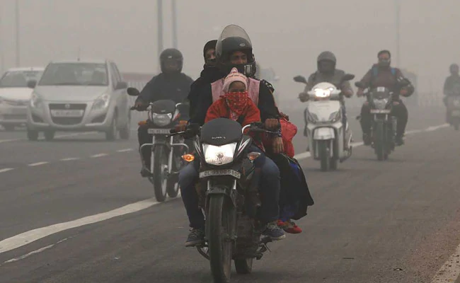 Delhi Air Remains Hazardous. Wear Masks, Avoid Outdoor Activity, Say Docs