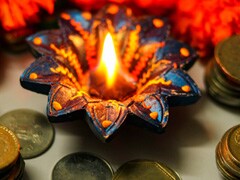 Dhanteras: घर, परिवार, समाज में बनोगे सरताज, यह धनतेरस की शुभकामना है आज, WhatsApp और Facebook के लिए खास मैसेज