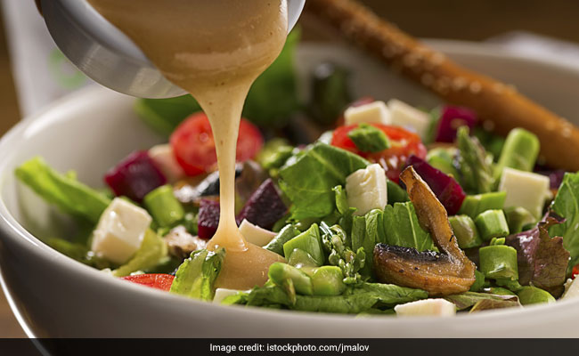 Here's How Bacteria Responsible For Food Poisoning Enter Your Salad Vegetables!