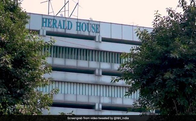 PMLA प्राधिकरण ने ‘नेशनल हेराल्ड’ से जुड़ी संपत्तियों की कुर्की के आदेश को बरकरार रखा PMLA प्राधिकरण ने ‘नेशनल हेराल्ड’ से जुड़ी संपत्तियों की कुर्की के आदेश को बरकरार रखा