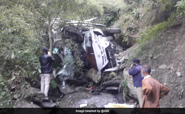 21 Injured As Bus From Delhi Falls Into Gorge In Himachal Pradesh