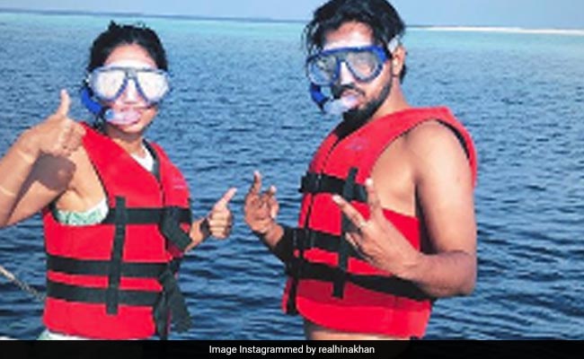 Inside Hina Khan And Boyfriend Rocky Jaiswal's Maldives Vacation