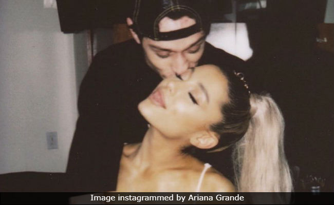 Ariana Grande's Ex Pete Davidson Talks About Their Split On Saturday Night Live After Her Song Release
