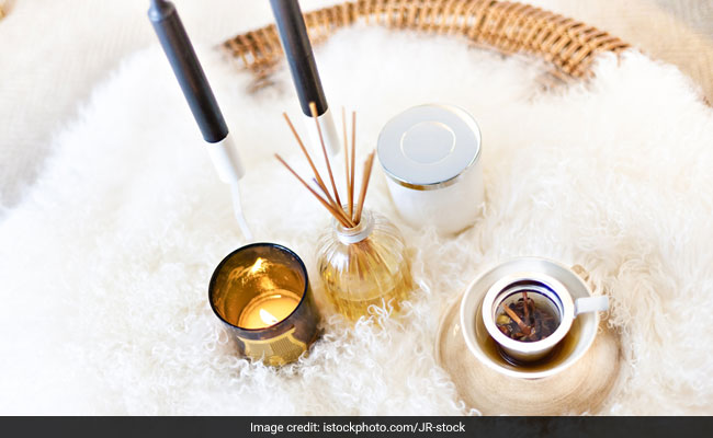 3 Ways To Fill Your Home With Wonderful Fragrance This Festive Season
