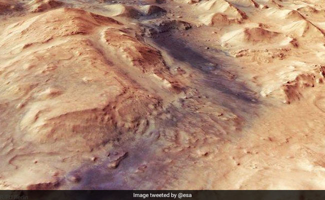 European Space Agency's Mars Express Sends Images Of Martian Landscape