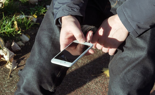 Indonesia Village Cuts WiFi After Students Were Caught Watching Porn