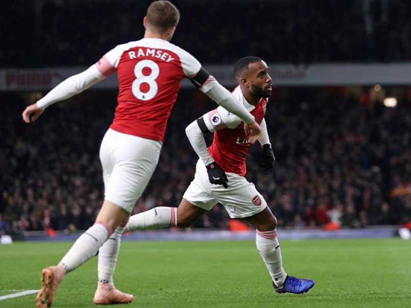 Premier League: Alexandre Lacazette Salvages Arsenal