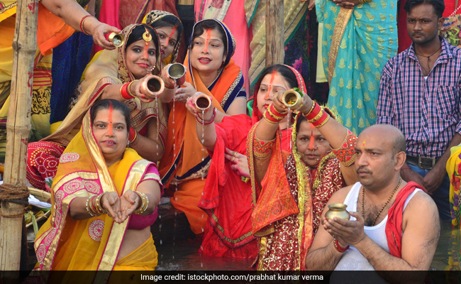 Chhath Puja 2019: Rituals, Food, Sunrise, Sunset Timings, Benefits - All You Need To Know