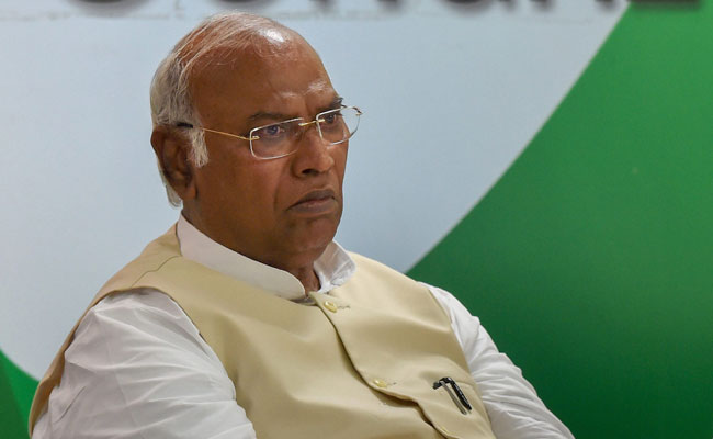 Centre Wants To Hand Over Insurance Firms To Foreign Players: Opposition