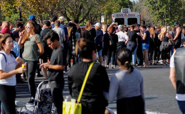 Hundreds Line Up To Donate Blood For Those Wounded In California Shooting