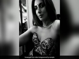 Video: शाहरुख की Diwali Party में अमिताभ बच्चन की बिटिया श्वेता का दिखा स्वैग तो जमकर नाचीं करिश्मा कपूर Video: शाहरुख की Diwali Party में अमिताभ बच्चन की बिटिया श्वेता का दिखा स्वैग तो जमकर नाचीं करिश्मा कपूर