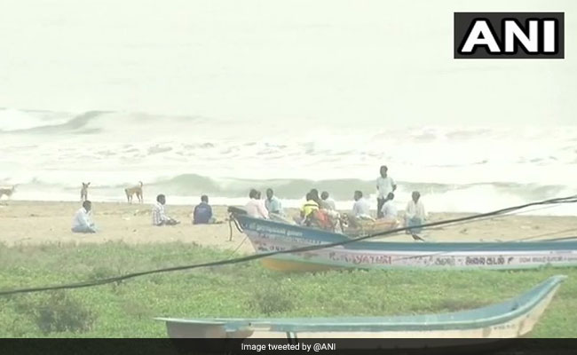Cyclone Gaja To Hit Coastal Tamil Nadu Tonight: Top 10 Updates