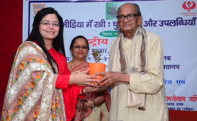 मूर्तिकार राम वनजी सुतार को 'भारत गौरव' सम्मान से नवाजा गया