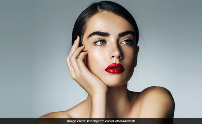 4 Beauty Products That Will Give You Full, Defined Eyebrows