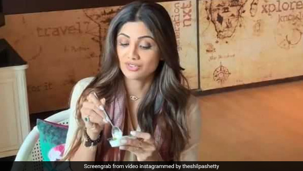 Shilpa Shetty Binged On 21 Varieties Of Sweets And Savouries On Diwali! (See Pic)