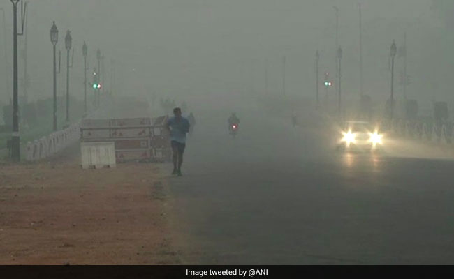 Delhi Air Pollution Highlights: Thick Smog In Delhi 2 Days Before Diwali
